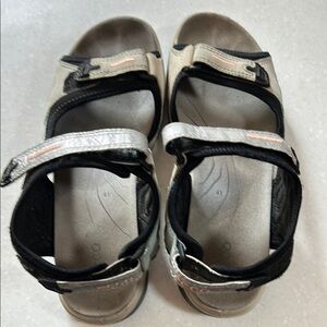 Ecco Women’s Sandals in Black and Gray